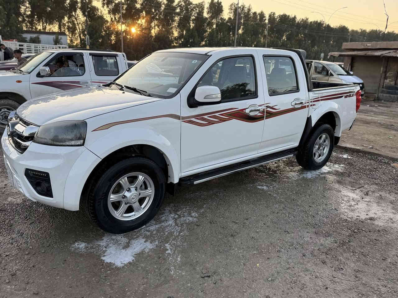 السلام عليكم 
كريت ويل2023 سيارة 
رقم القادسية تحويل مباشر.  
‏سيارة كفالة عامة
‏السيارة مدورة ثاني يوم 
 ‏
محرك كير كفاله 
تخم تاير جديد 
‏
‏ السعر125 وبيه مجال للشراي
المكان الشطره قضاء الدواية
‏***********.      ***********
