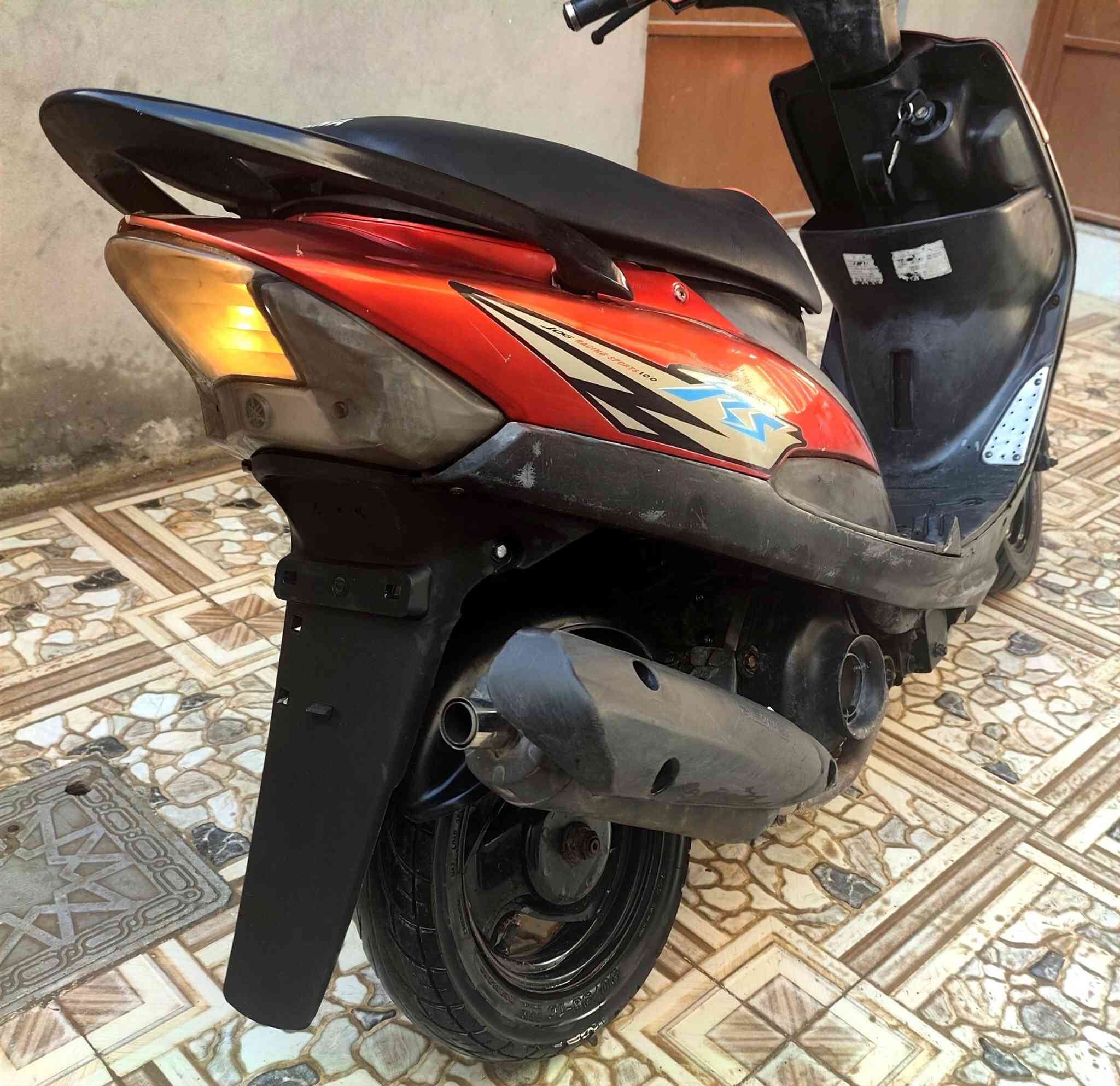 للبيع دراجه ماكس عدلة 2006 ياباني
تفاصيل الدراجه 
1- سوادات مختم كله(لحية/حاضن/كاعية/كشن/ اشاير)
2- كفرات تايوان كله ختم واحد 
3- بي تزويد 
(صالنصةFm/سلف 55/بوشة 55/لايت عدسة/ يدات )
4- دراجة سلف هندر لايت بكلايت هورن سكن كله شغال

سعر 600 وبي مجال/ عنوان كربلاء حي العباس 
اي استفسار على رقم ***********
