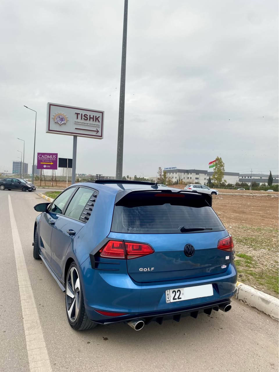WV GOLF 
مۆدیل 2016
سیارەکە فول مواسەفاتە 
پانۆرامە 
شاشە گەورە و کامیرە ، کارپلەی 
ئاوێنە کارەبایی و رادار و هیتەر 
سیارەکە هەیکەلی کامل کرایتە GTI
ویل و دەعامی پشت و پێشی لایت و بەگ لایت چەمبەر و باڵی کامل کرایتە GTİ
سیارەکە ٢٣٠ هەزار غەرامەی لەسەرە پاش مەعامەلەی دەگەرێتەوە کریار رەقەم سەنەوی نوێیە تاوەکو 2029 
سیارەکە مەکینە 18 ی تۆربۆیە گێر و مەکینەی بەشەرتی فیتەر نەکرایتەوە نە دەنگی هەیە سیارەکە یەک دینار مەسرەفی تێدا نیە سیارەکە 4 پارچەی سبوغە بێ ژۆرێ نرخی ١١٢ وەرەقە و مەجالێکی کەم
بۆ زانیاری زیاتر لە کۆرەک و واتسئەپ پەیوەندی بکەن 
ژمارەی مۆبایل : *********** أربيل, العراق
