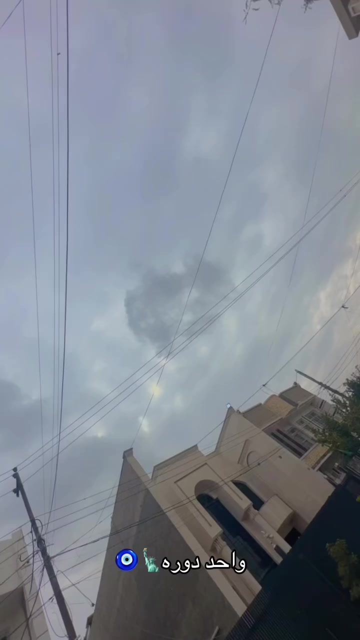 السلام عليكم هونداي فيرنا موديل 2014 ضرر الجاملغ الخلفي فقط السياره جديده او خير من الله منضومه غاز بيه مسويله ادامه كامله او بيه الكارت لاصفر مال الصيانه مالته موجود او يجي وياه هورن براد السعر 77وبيه مجال مكاني بغداد الدوره الاتصال ***********
