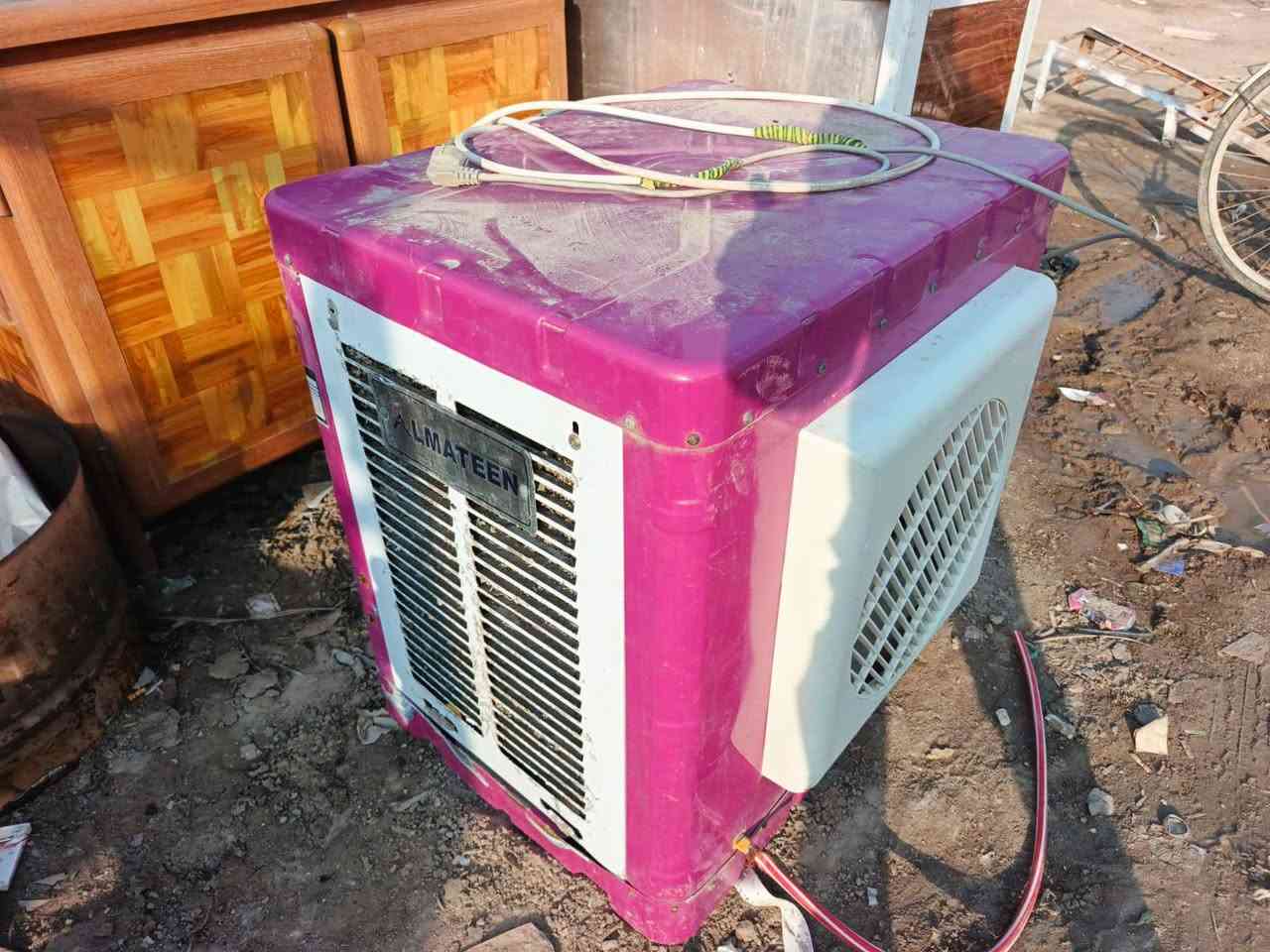 سلام عليكم ثلاجات مبردات جربايه 
تخم تك ميوزه كاونترات ‏  كله شغال  ..... ‪‏‪***********‬‏ بي واتساب خاص مفتوح
