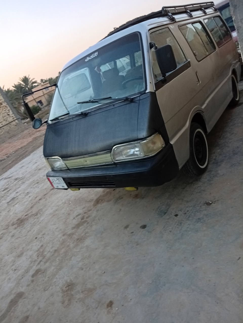 سلام عليكم شباب كيه بسته موديل 94 مكينه كير اكسن بور مكفولت تخم تاير حداديه امانيه و خلفيه  شواصي شركه داخله حاويه سنوات ماسقطه + سنوته ستنساخ و بعدله 5 تشهر و تسقط  و هيا و مرور مصفرها  راعيه ماوصله ابيع هل موجود اتعهدلك بيه سرقه وعشار مكان حله مركز سعره 28 وبيه مجال ***********
