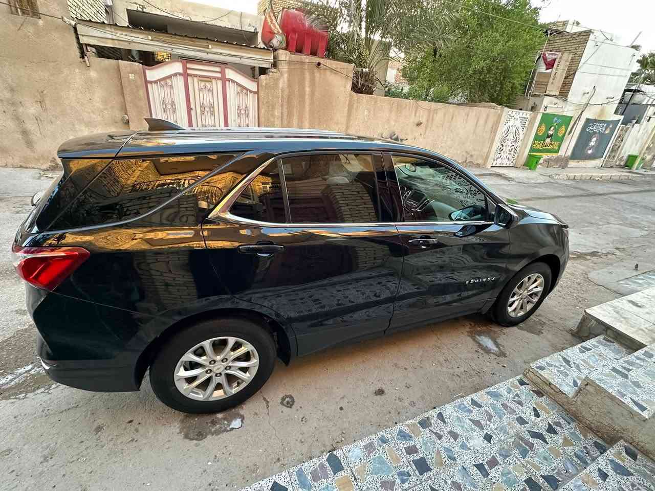 كوينكس موديل 20للبيع حادث بس جاملغ وبنيد السياره جديده حيل وجاهزه من كلشي شرط احله من الصور حره السياره السعر 125 مكاني نهاوند ***********
