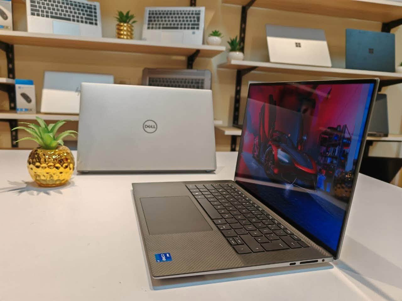 لاب بكارت RTX 8 جيجا وكمان 4K Touchscreen
أنا نفسي اتصدمت من السعر 😮‍💨
ده المفروض يبقى في فئة الـ70 ألف وانت فاهم قصدي 😅
بس عندنا هنا السعر نازل 🔥 نزل جامد جدًا ومش هيتكرر تاني 🚨

💎 Dell Precision 5570 💎
أشيك وأنحف وركستيشن نزل من شركة ديل لحد دلوقتي 😍
تصميم فخم كله معدن وشاشة 4K تاتش 👌
بروسيسور Core i7 جيل 12 وكارت RTX A2000 فعلي 8 جيجا 🔥
يعني وحش أداء وشياكة في نفس الوقت 😎

نسختين من نار عادى وكمان تاتش 👀😎
---

⚙️ المواصفات:
🔹 البروسيسور: Intel Core i7-12800H – جيل 12
🔹 الرامات: 32 جيجا DDR5
🔹 التخزين: 1TB SSD NVMe
🔹 كارت الشاشة: NVIDIA RTX A2000 8GB
🔹 الشاشة: 15.6 بوصة 4K Touch Screen
🔹 الحالة: كسر زيرو وارد الاتحاد الأوروبي 💎

---

💪 المميزات:
✅ جسم معدن خرافي وشكله تحفة
✅ شاشة 4K تاتش بالألوان اللي تشوفها تقول واقع 😍
✅ تبريد ممتاز مهما ضغطت عليه
✅ بطارية ممتازة وشاحن أصلي
✅ ضمان 6 شهور 14 يوم استبدال او استرجاع بفاتورة مختومة
✅ شحن لكل المحافظات ومعاينة قبل 
الاستلام

✅شركة السعد وسط البد ٣٣ شارع قصر النيل بجوار البنك المركزي القديم
---
للتواصل : 01026531494


**إذا كنت صاحب هذا الإعلان وتريد حذفه لأي سبب، رجاءا أرسل رسالة إلى الدعم الفني**
