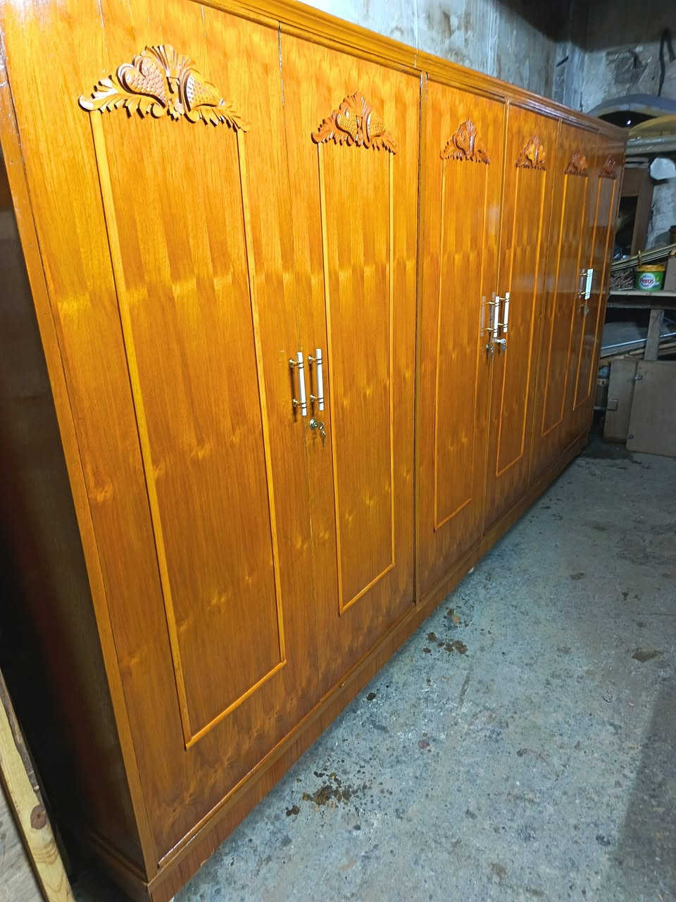 غرفاه 6 ابواب السعر 500 وبي مجال *********** بي وتساب
