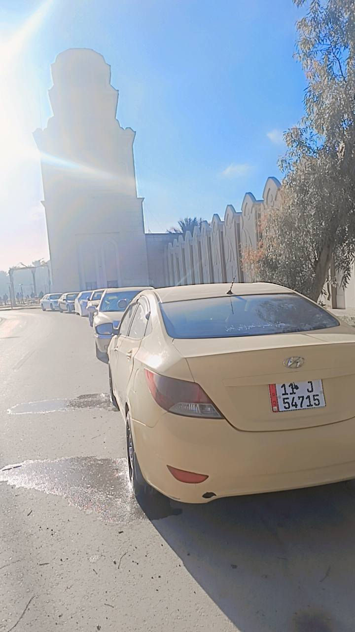 السلام وعليكم اكسنت موديل 2014خليجي سياره حلوه وجاهوه بيهه ضربه الجاملغ الخلفي من  جهت العبري والكدام مبدل وموجود القديم مكينه 1400تبريد تدفئه شغاله السياره تخم تاير جديد والسعر 75مجاله بصيط حك الجيه مكان السياره كربلاء الامام عون


**إذا كنت صاحب هذا الإعلان وتريد حذفه لأي سبب، رجاءا أرسل رسالة إلى الدعم الفني**