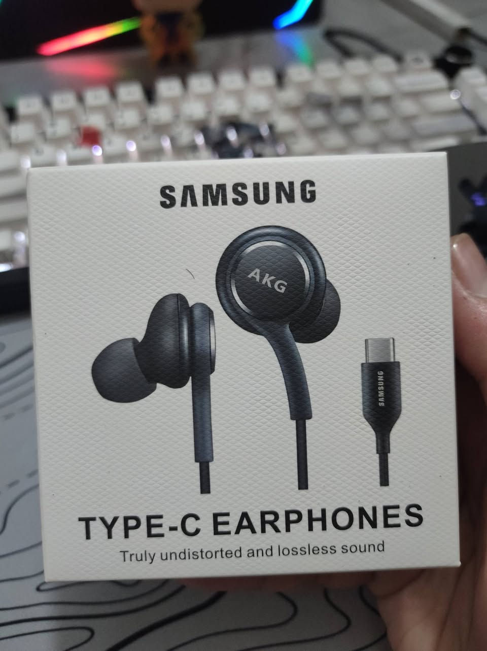 السلام عليكم 
Kz edx pro x
كيبل مايك بس الكيبل تك واحد يشتغل السماعات شغالات
Kz zsn pro 2 نسخة المايك
Akg تايب سي اعتقد كوبي
للبيع خلي سعرك اذا كلهن سوة يكون افضل


**إذا كنت صاحب هذا الإعلان وتريد حذفه لأي سبب، رجاءا أرسل رسالة إلى الدعم الفني**