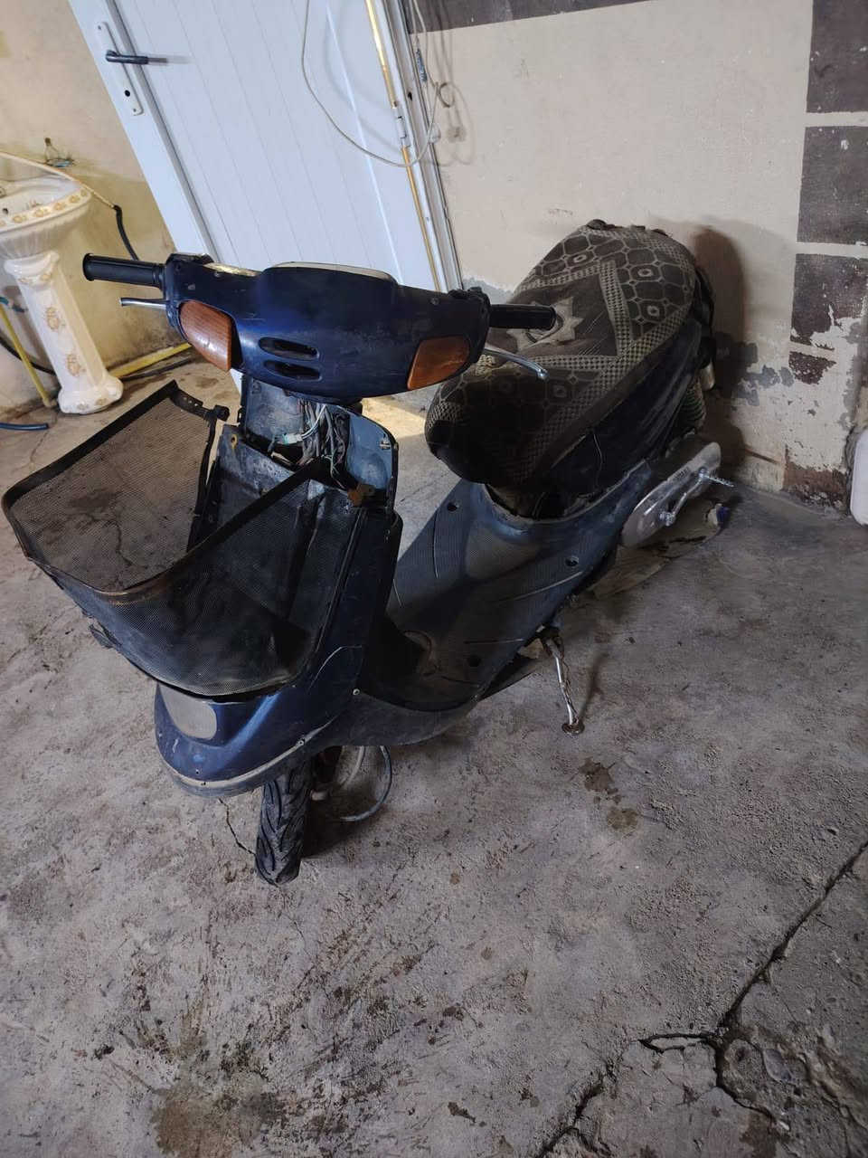 السلام عليكم ماطور نفخ للبيع نضيف كدام العين بس اعوزو بوربرين مال اكسن الماطور شغال كلشي مابي السعر 170 وبي مجال للطيبين


**إذا كنت صاحب هذا الإعلان وتريد حذفه لأي سبب، رجاءا أرسل رسالة إلى الدعم الفني**