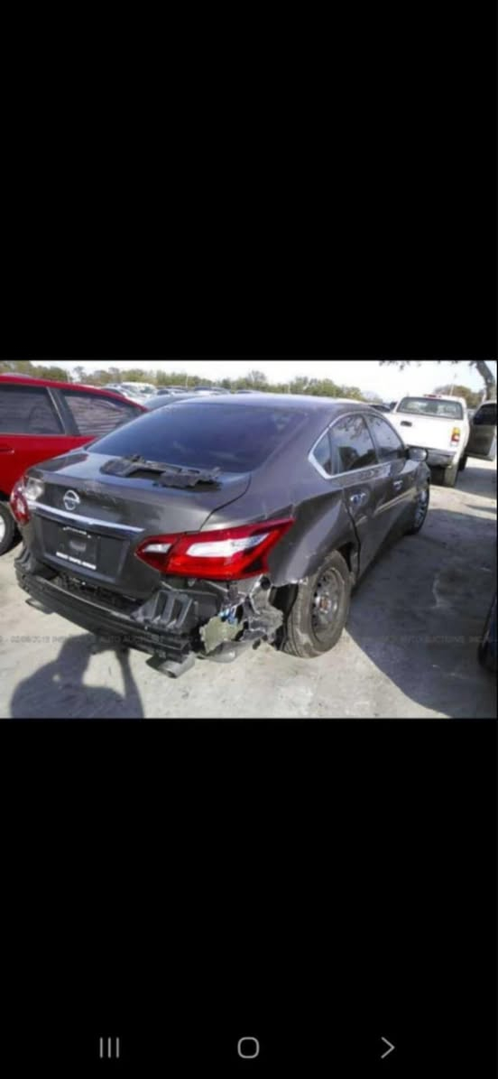 السلام عليكم
للبيع نيسان التما 🔥
الموديل: 2017
الممشى:98 ميل
المواصفات:s
الضرر موضح في الصور + السونار
للتواصل : ***********
