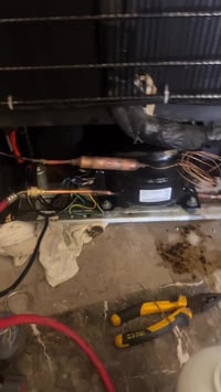 تم بحمدالله تبديل ماطور ثلاجه الريان للتواصل علي الرقم 07776813423