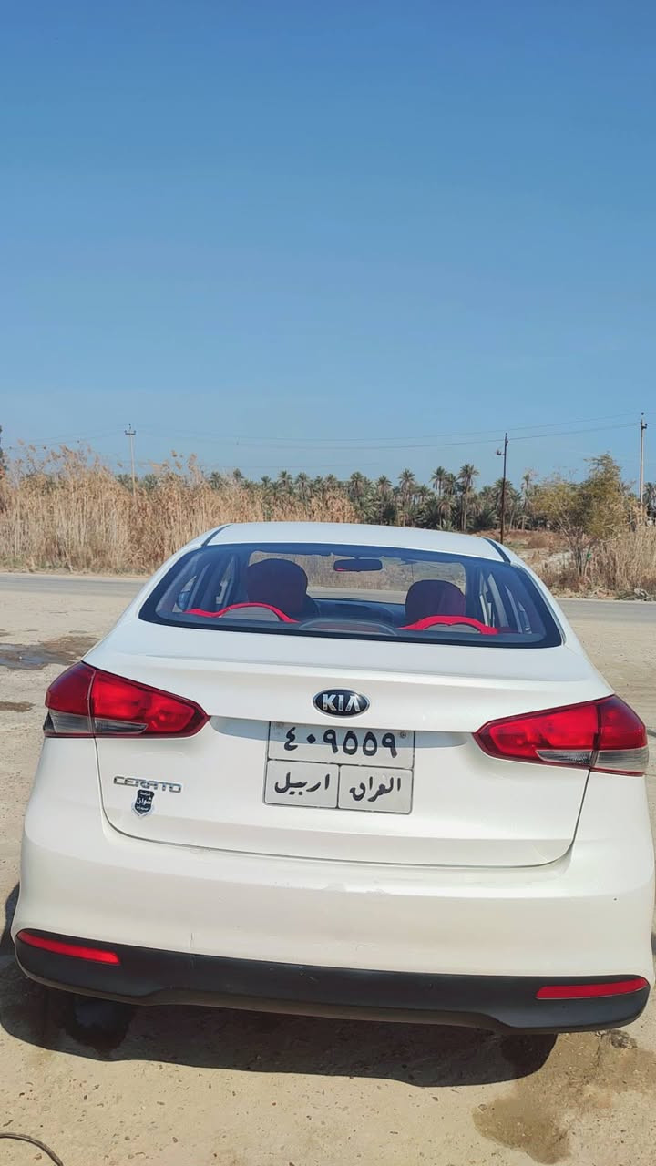 مكلف بالنشر للبيع كيا سيراتو موديل 2017 رقم أربيل سنوية ساقطة مكفولة من ضربة صبغ تبديل بيها بارد بسيط جداً السعر 133 وبيها مجال للأستفسار أكثر اتصل على الرقم *********** أو مراسلة محمد الفحام
