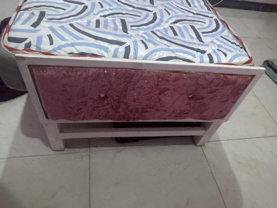 جربايه نفر واحد ودوشك نفر واحد جديدات للبيع


**إذا كنت صاحب هذا الإعلان وتريد حذفه لأي سبب، رجاءا أرسل رسالة إلى الدعم الفني**