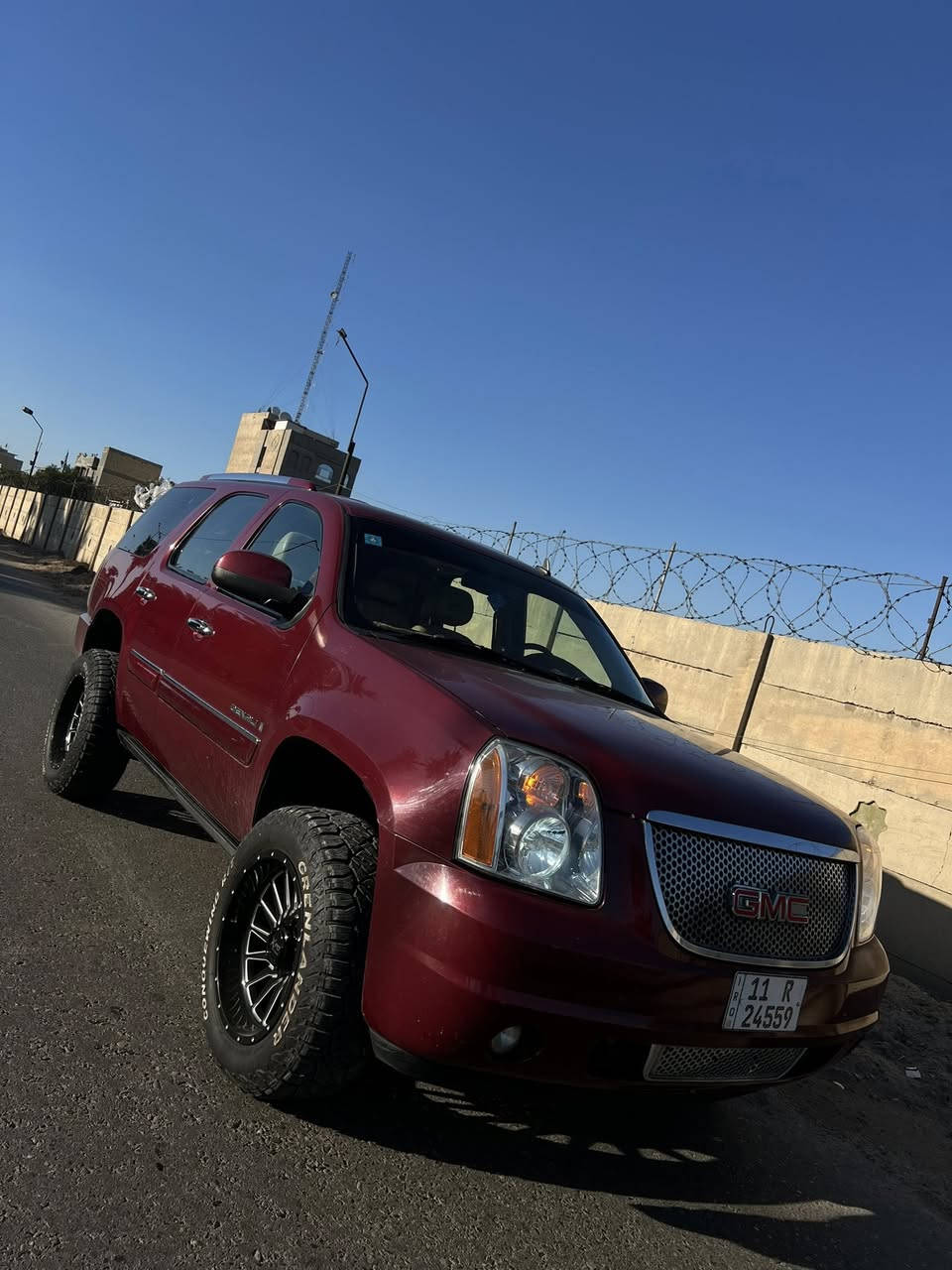 السلام عليكم اخوان للبيع  او مراوس. 

السعر 200 
ورقه يعني شدتين وبي مجال 
ورجاءا اخوان
كلشي بسوك موجود 
هاي ماكو بجدادتها 

جي ام سي يوكن  دينالي. موديل 2014 

وارد امريكي صور الحادث بالمنشور السياره مصروف عليهه 

ومابيهه نقص برغي. وضايف منضومه غاز 

مواصفات متخلص

سلايد
دوس شفط
داخل عسلي وتدفئة وتبريد
شاشه سقف
تشغيل عن بعد
مري شفط وشاير بالمري
جنطه شفط وكهرباء
بريك وبنزين كهرباء
وبعد بيهه مواصفات متخلص
مكان السياره بغداد المنصور
***********
