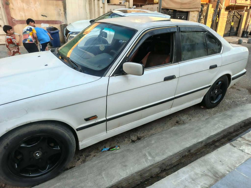 سە رە تا بە ناوی خوای گە ورە ...
                       BMW بۆ فرۆ شتن
مۆدیلی 1991  520 عادی کە پس 
سلایتە بی لیدرانە زۆر توندوو تۆڵە 

دوو جام کارە بایی براوە بە شە رت 
رە قە م دهۆکە  ‌(بە اولیات )  دە فرۆشم ساحیبی دیار نیە کیشە ی

 مە دە نی دزیاری بە شە رت عدزی حوکمەت بە شە رت تکاییە مشتە ری
 نی 
بیزارمان مە کە لە هه ولیرم ..
سعری ( 28)   وە رە قە م معامە لە یە کی برایانە  ادمینی گوڵ وە ری گرە  *********** أربيل, العراق
