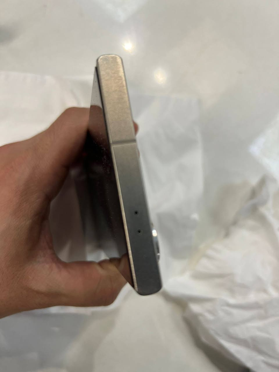 السلام عليكم سامسونك كالكسي اس ٢٤ الترا لون تيتانيوم S24 Ultra نظافه ١٠٠% ذاكره 512 GB رام 12GB
باكيته وغراضه كامله الجهاز عين الفهد ويا عدسات مالكاميرات اضافيه و 11 كفر موضحه بالصور وياهن واحد شفاف
السعر مليون و50 الف قفل 
مكاني بغداد الاعظمية 
***********
***********
