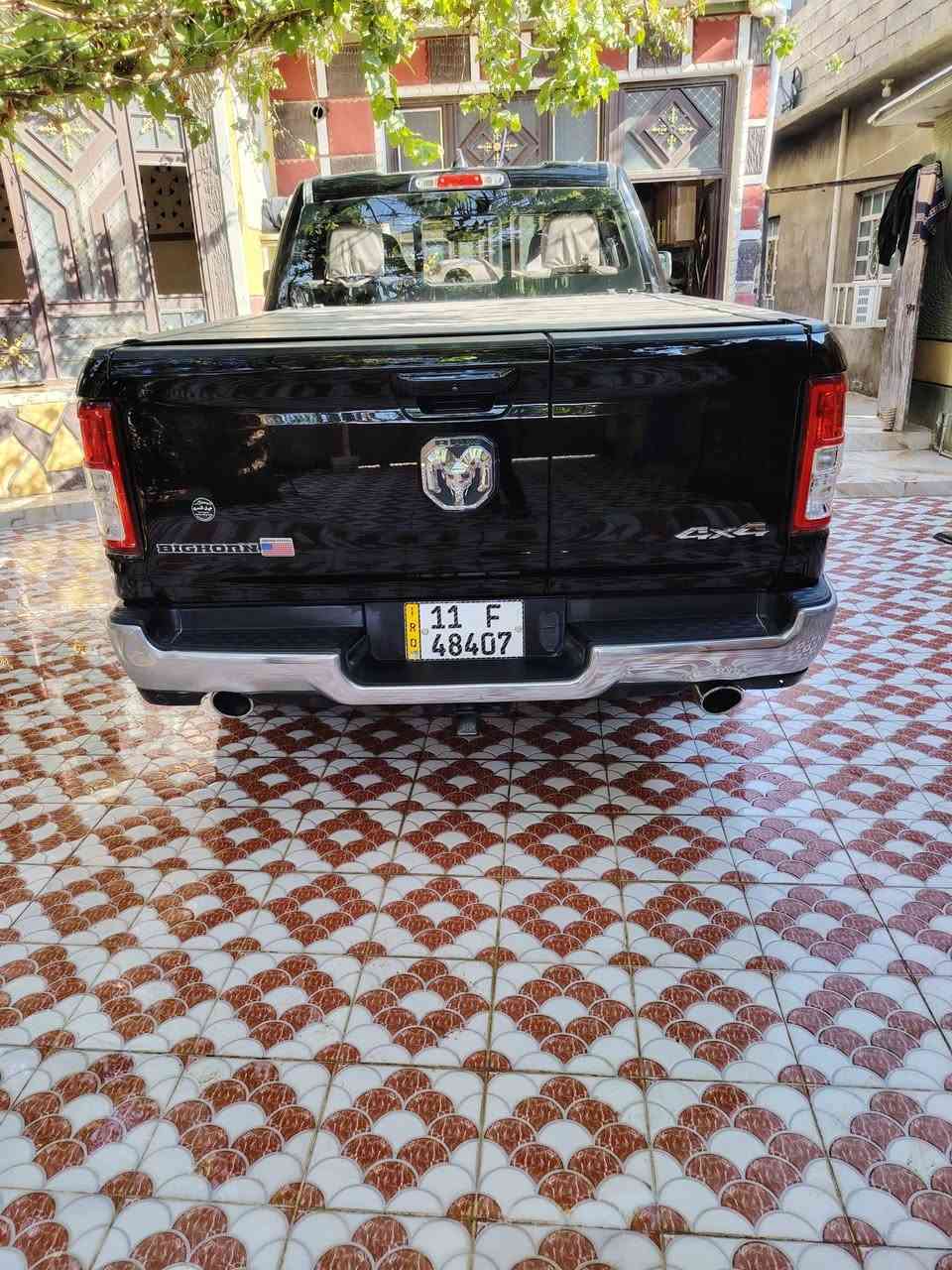 سلام عليكم ورحمة الله وبركاته للبيع اوالمراوس حسب القناعه دوج رام بك هورن موديل ٢٠٢٢ رقم بغداد تحويل مباشر نص فول ماشيه ٦٠ بسمي حادث بسيط جداً باب البدي الخلفي مبدل ابلادي ملاحظه السياره جديده وشراي يتصل على رقم ***********
