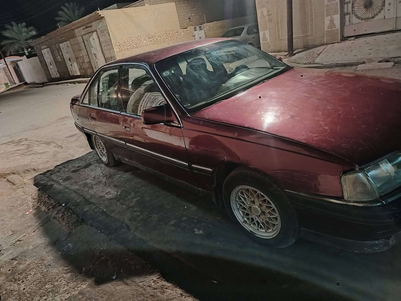 يالله سلام عليكم اوبل اوميكا محرك وكير مكفوله صدر جديد تخم تاير كهربائيّ كلها جديده  جديد  السياره متعوب عليها وبسمي تحويل او وكاله  بيع ومروس كلشي يرهم مكاني لانبار كبيس ***********
