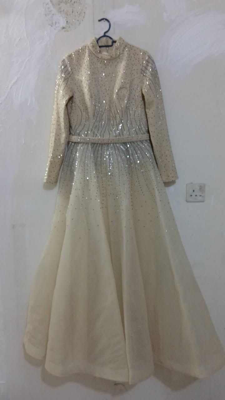 سلام عليكم عندي هاي البدله ونفسها ترهم فستان اطريت اشتريها لان ما لكيت تأجير بدلات  قياسي والله لبستها بس مره بخطوبتي وبعد ما تفيدني لتريدها خل تراسلني خاص نتفق اشتريتها ب ٨٠ ورايدتها ب ب٦٠ وبيها مجال العنوان بغداد شارع حيفاء منطقه الرحمانيه وهم بالرمادي اتواجد


**إذا كنت صاحب هذا الإعلان وتريد حذفه لأي سبب، رجاءا أرسل رسالة إلى الدعم الفني**