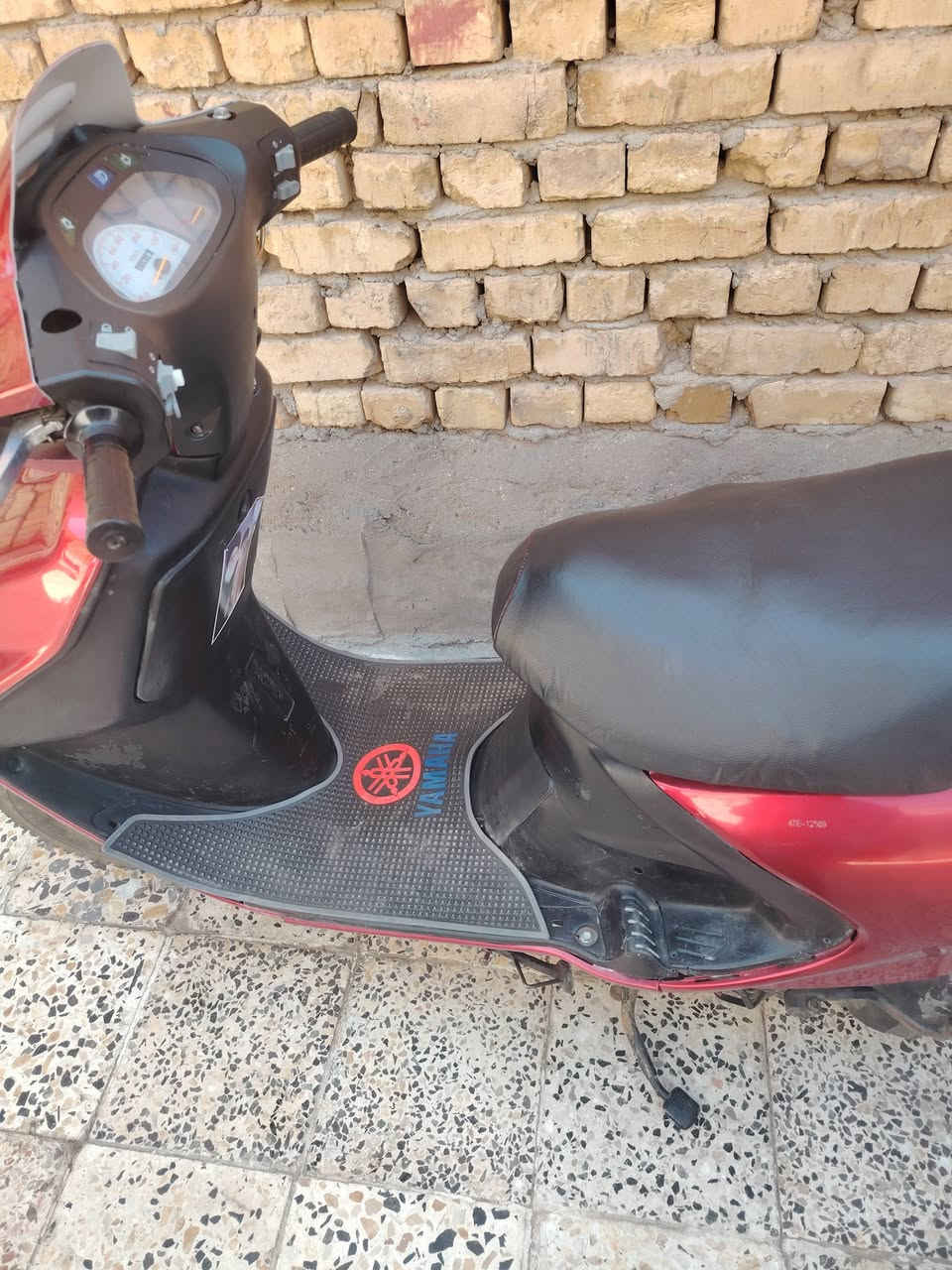 السلام عليكم ورحمة الله وبركات دراجه البيع فراشه فحل نضيفه انضف من الصوره مفتوحه بس بستم السعر 400 وبيه مجال الشراي يدلل رقم ***********
