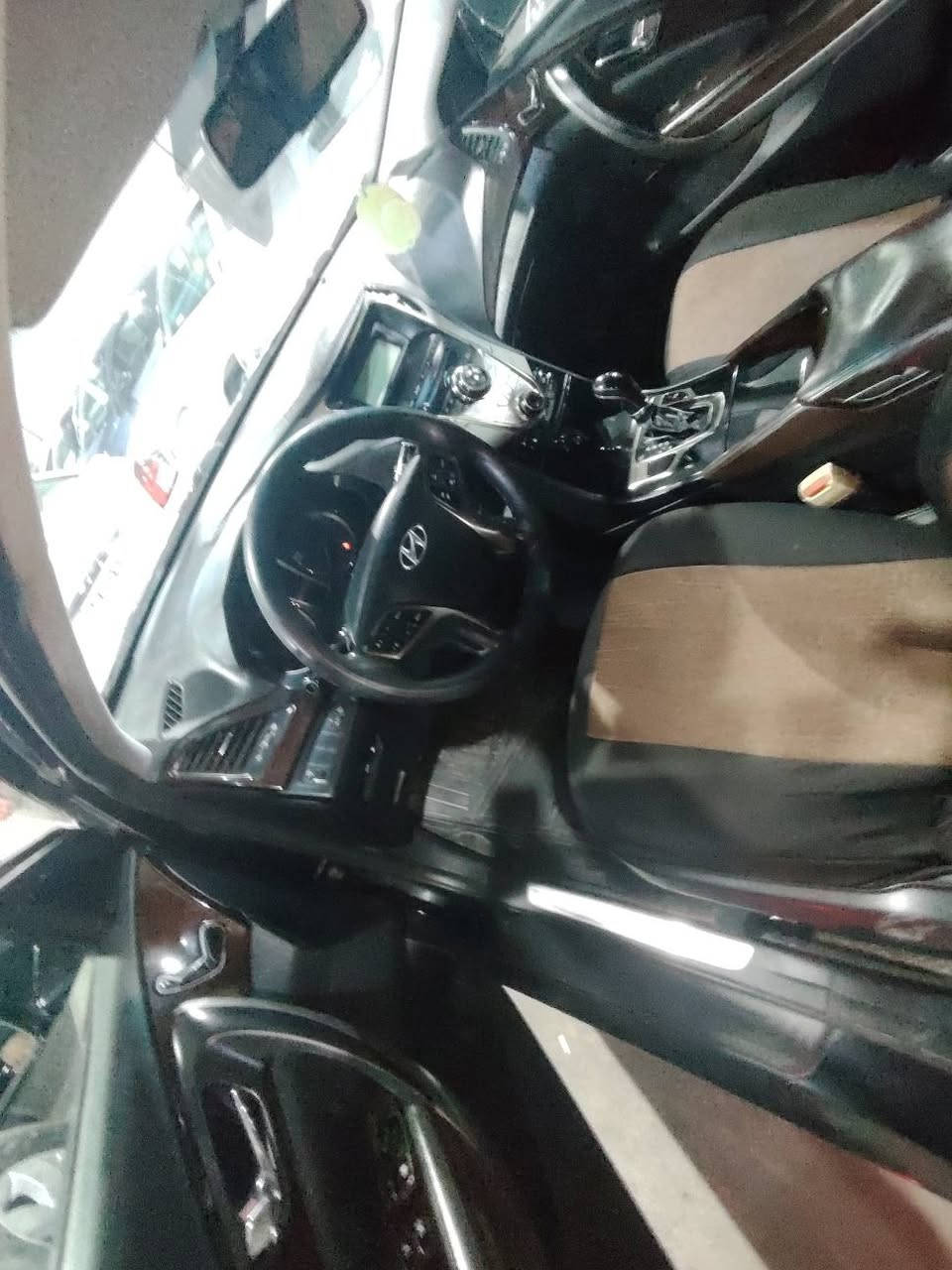 هونداازیره خلیجی
مودیل 2012
سیارابدون سبوغه 
مواصفات نوص مواصفات 
لامعرک لاکیرمامفتوع
ماشه 170کیلومه تر
سنوی رقم کولو جدید 
مکان اربیل سعر  112$شویه بی مجال
۰۷٥۰۱٤۰٤۷٤۷واتساب أربيل, العراق


**إذا كنت صاحب هذا الإعلان وتريد حذفه لأي سبب، رجاءا أرسل رسالة إلى الدعم الفني**