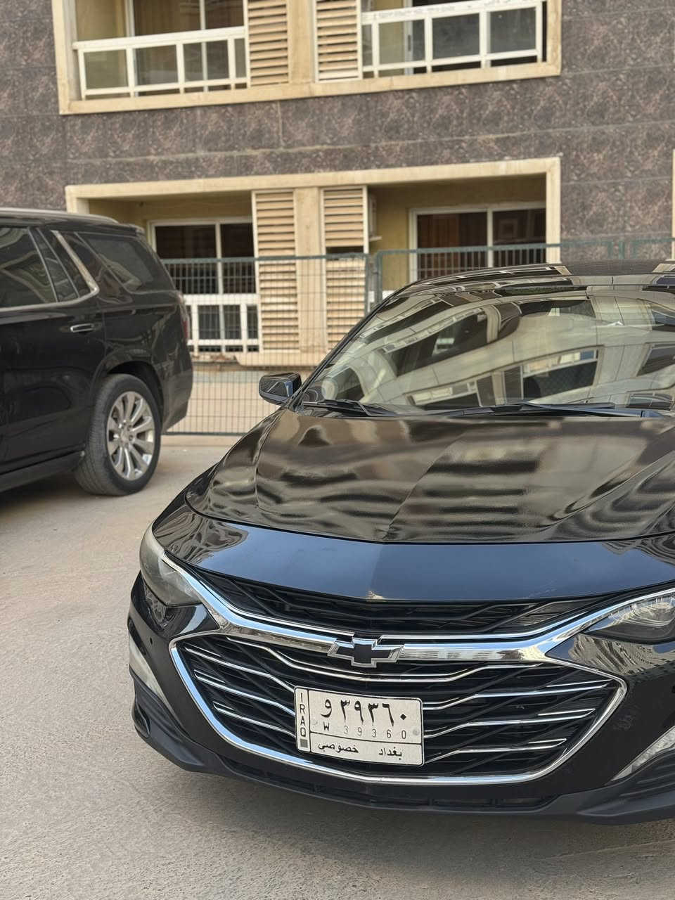 ماليبو lt
موديل 2020
المواصفات
محرك 1500 تيربو
بصمه تشغيل بصمه ابواب + جنطه
كشنات تدفئه + كهربائيه
تبريد قطعتين امامي و خلفي
شاشه كبيره تدعم Android Anto /Aplple car play
خرائطGps 📍
كامره خلفيه
كروز مثبت سرعه
شاشة ضبط و اعطال بالدشبول
مانع انزلاق
حساس اطارات
و بيها بعد مواصفات
رقم بغداد بعد سنه وصير حره وكاله عامه بس المشتري حادثه طرف البنيد
رقم الهاتف:   ***********
