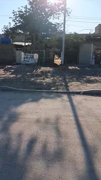 دار للبيع موقع تجاري واجه 4متر نزال 33تقريبا وقابل للزياده للاستفسار ع...