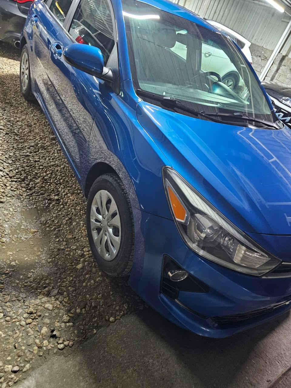 كيا ريو 2023 بدون صبغ بدون تبديل صور الحادث مرفقه مع الصور فقط دعاميه رقم بغداد دولي مكاني بابل الحله والسعر ١٢٨ للاستفسار ***********
