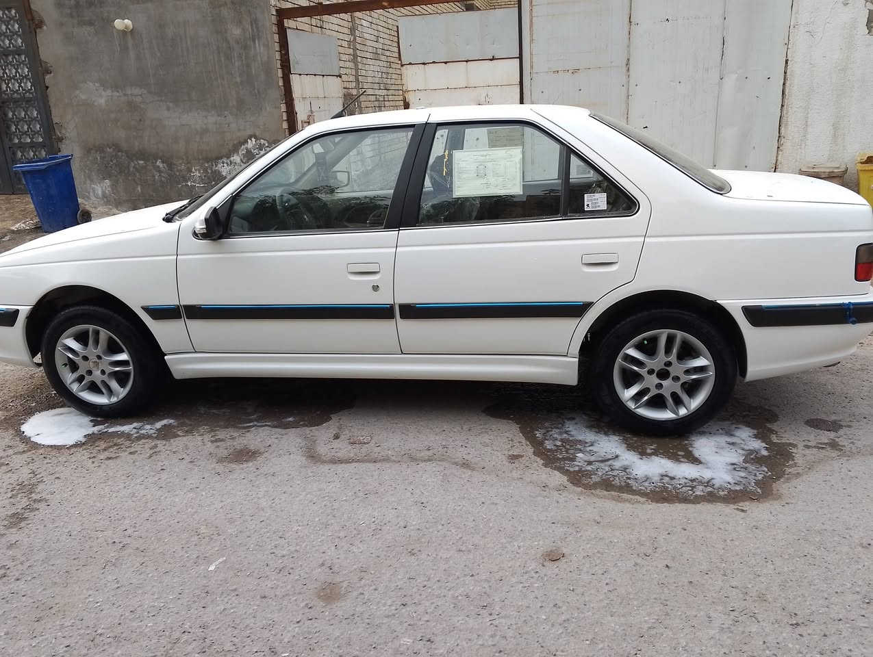 سلام عليكم
بيجو بارص 24موديل حره
ماشيه 32كفاله من الصبغ والتبديل والبارد كشنات كهرباء 
تحكم جهتين كأمر خلفيه حساس خلفي للستفسار
***********مكاني بغداد
سعر85
