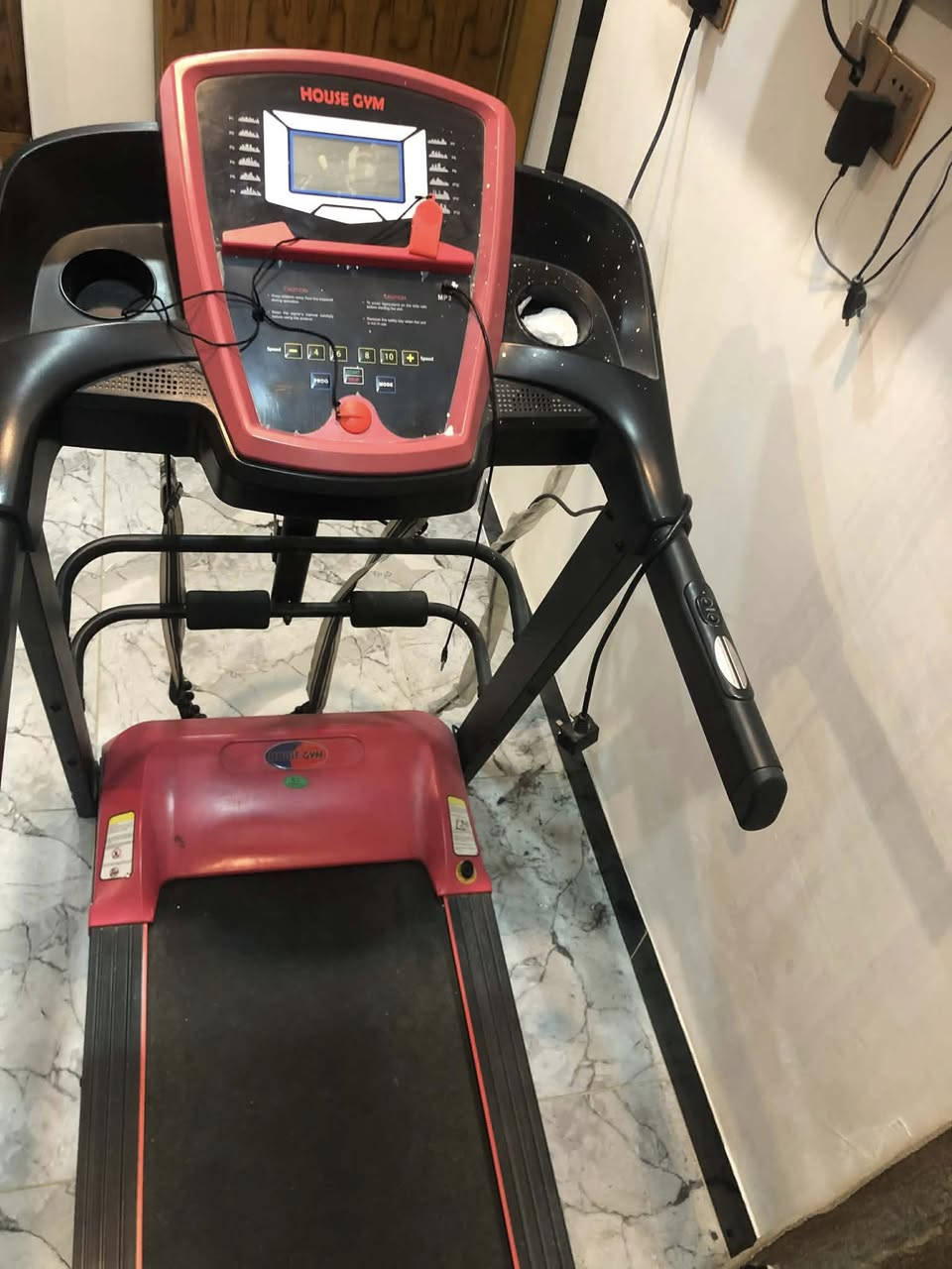 للبيع محتاج فقط ماطور 

السعر 75000 الف


**إذا كنت صاحب هذا الإعلان وتريد حذفه لأي سبب، رجاءا أرسل رسالة إلى الدعم الفني**