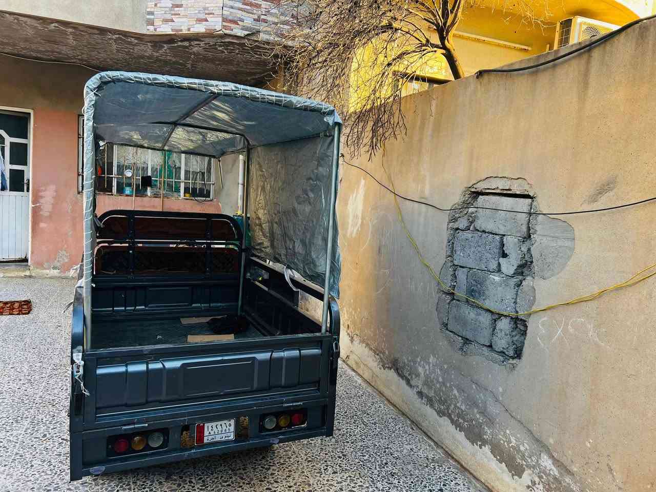 السلام عليكم
ستوتة للبيع فول شغال للبيع لعدم التفرغ 
بس بطاريات يحتاجلك اخذتله 2 بقالك 4 لان هو 6باتري هو بي 6بطاريات حاليا فول شغال. 
السعر على خاص او اتصال 
***********
