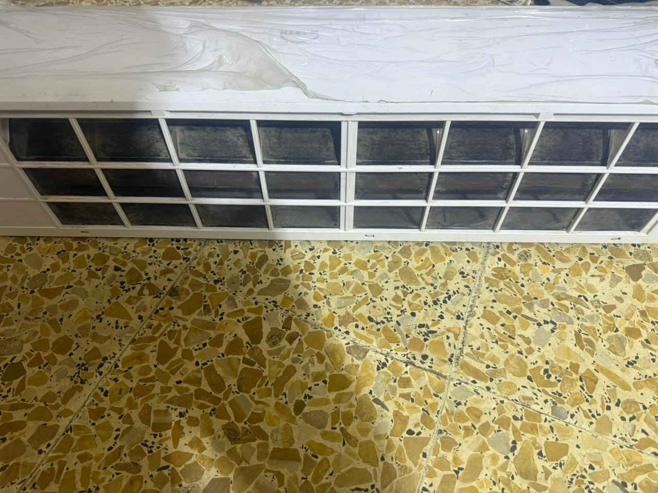 سلام عليكم 
سبلت جديد للبيع طنين 
الهاتف ***********
