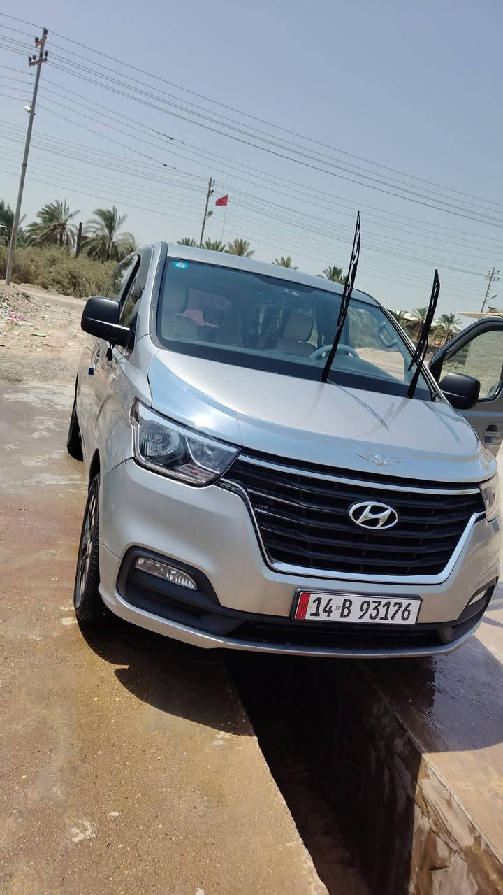 12 سبلاين دخول 23 سنويه سياره جديده بيها حكه باب الاسلايت بصيطه مامثره سياره وضع شركه مسستمه داير ودوس مسح في ئايبي ويلات وبكلايت 0770 4957601  سعر 225
