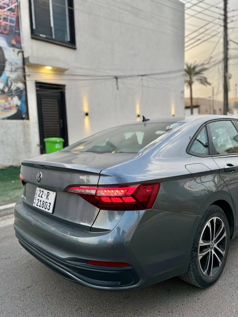 السلام عليكم بيع مستعجل
  جيتا 2023 بيع او مراوس حسب القناعه….

فئه السبورت 
محرك 1.5 تيربو ✈️ وكير 8 نمر 
ماشيه 32m 
مواصفات السبورت المعروفه 
شاشه جبيره 
عداد ديجتال 
اوتو هولد 
سايد بريك بصمه  
3 وضعيات قياده 
السياره كلش نضيفه وعلى وضع الشركه بدون اي نقص 
رقم اربيل ب اسمي  ترقيم جديد وهزه وسنويه 
ضرر السياره 3 قطع وبيها ب راس الشاصي تصليح جدا بسيط  والسونار مرفق معه الصور 
السعر جوه السوك مستعجل على بيعتها 
135$ وبيها مجال 
 0774 104 8681
