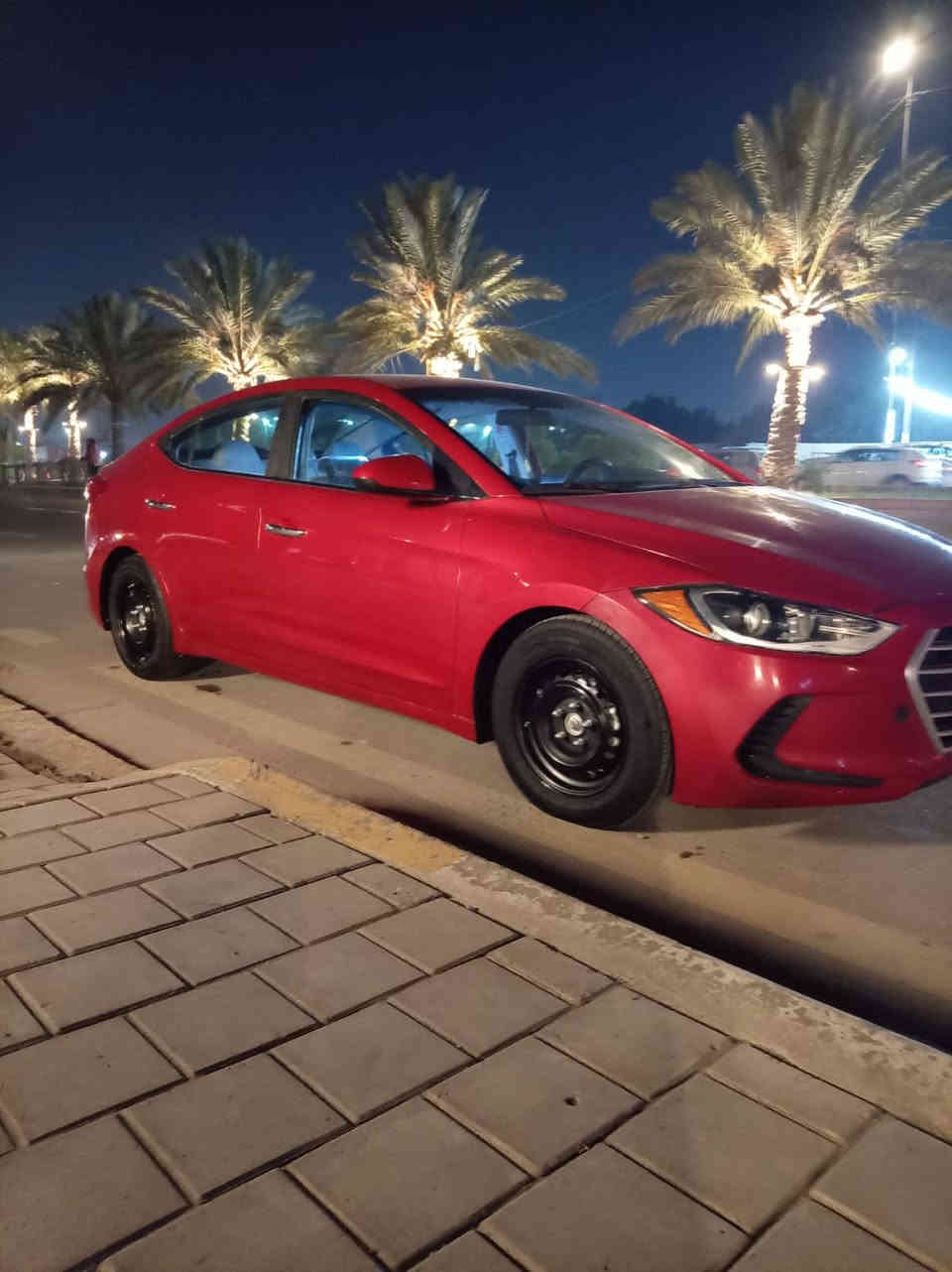 السلام عليكم الانترا ٢٠١٧ وارد أمريكي حادث بس بنيد بدون أي دواخل باقي سياره مكفول كفاله عامه كير مكينه كفاله تخم تاير جديد صدر تبريد دوشمه عام سياره ليبل واحد سونار مرفوق في منشور رقم أربيل بسمي مكان سياره حي اور سعر ١٣٠ سياره احلى من صور غير متواجد ع فيس شراي يتصل ***********
