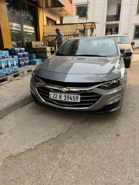 السلام عليكم ماليبو موديل 2023 السياره كلين بس باب بيها صبغ السياره جديده جدا LT بصمه شاشته أبيل كار بلي كامره كشن السايق كهرباء لد امامي ولد خلفي محرك 1500 تربو ماشيه 113الف  السعر 13400 دولار للاتصال ***********
