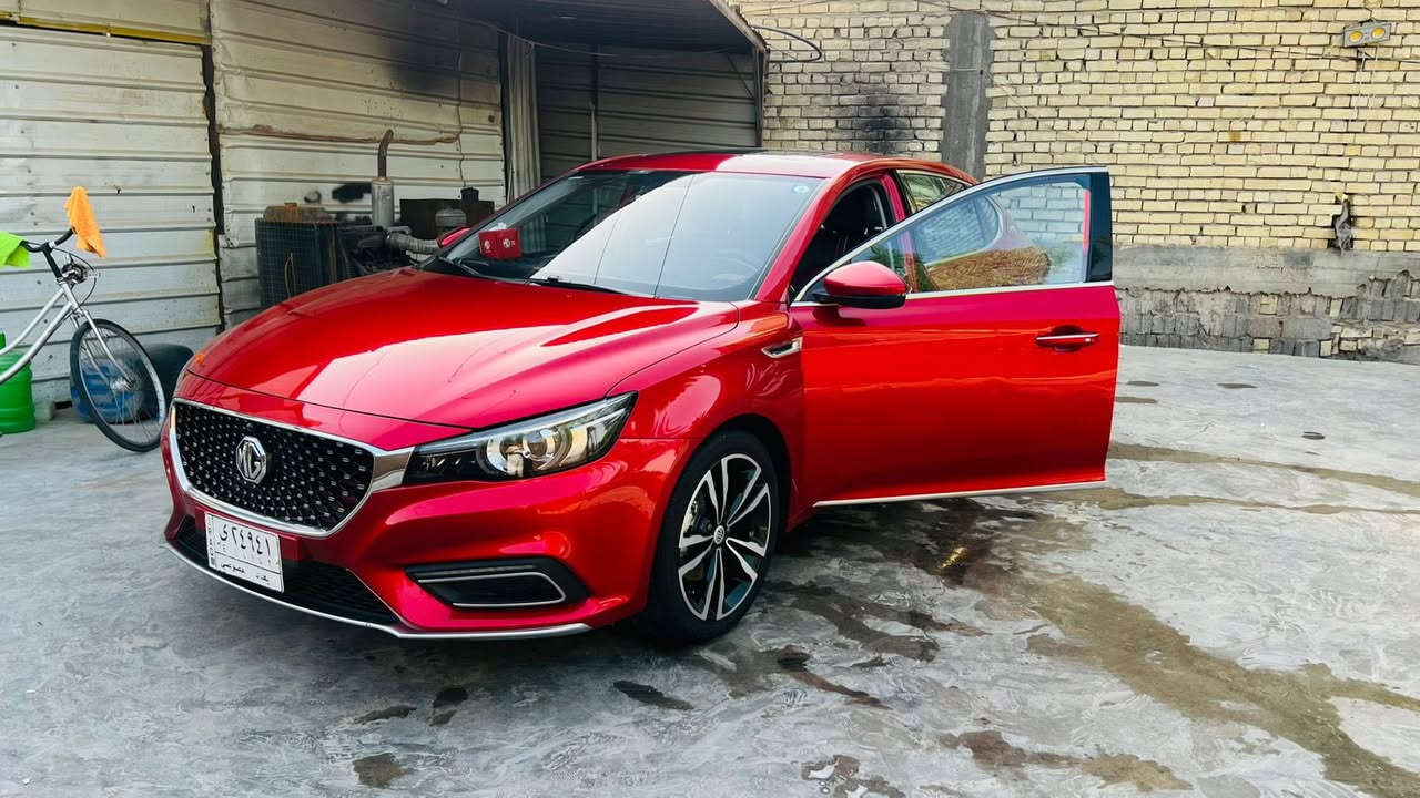 الMG6 الفول مواصفات
مرقم بغداد 

ماشية 34 

محرك 1.5 تيربو

ناقل سرعة دبل كلتش7 سرعات

قوة المحرك 169 حصان

عزم الدوران 250 نيوتن / متر

مصابيح نهارية LED

مصابيح خلفية LED

مرايا كهربائية

اشارات في المرايا الكهربائية

مرايا قابلة للطي بشكل الكتروني

مقود جلد

مكابح توقف الكترونية EPB

مكابح انتظار الكترونية Auto Hold

نظام الثبات الالكتروني ESP

نظام توزيع قوة الكبح EPD

نظام مكابح المنعطفات CBC

تكييف الكتروني ثنائي المنطقة

نوفذ كهربائية مع فتخ واغلاق اوتوماتيكي

مثبت سرعة 

ناقل سرعة في المقود ( بادل شيفتر )

بصمة

مقود قابل للتعديل

شاشة 8 انش مع كاميرا

بلوتوث

مداخل USP مع شاحن

مداخل كهرباء 12 فولت

‏Android Auto

‏Apple Car Play 

تحكم بالمقود

حساس خلفي

شاشة عدادات 3.5 انش

عادم مزدوج ( دبل اكزوزت )فتحة سقف

دوسات بنزين وبريك معدنية رياضية

ارضيات MG

جنط 18 المنيوم

اطارات بروجستون

مقاعد جلد

مقعد سائق كهربائي ب6 حركات

6 وسائد هوائية

نوفذ كهربائية مع فتح واغلاق اوتوماتيكي لجميع النوافذ

نظام الاضاءة التلقائية

اغلاق النوافذ تلقائيا عن قفل السيارة

ضمان 6 سنوات او 200,000km ايهما اقرب

.

استفسار /👈👈***********
