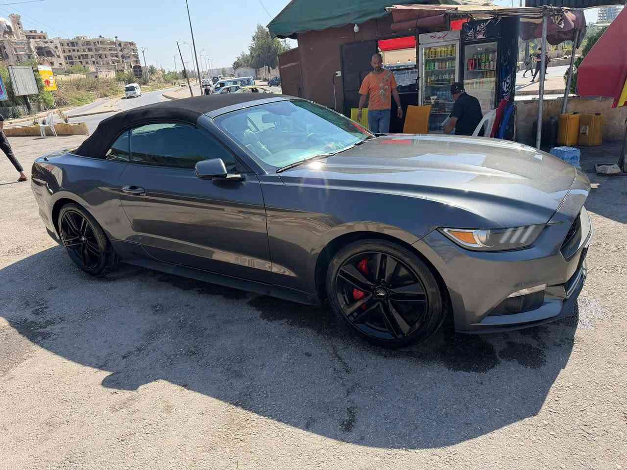 فورد موستينغ ٢٠١٧    بحالة الوكالة حرفيا  
السعر شبه منهي ١٧ الف $ 
للتواصل ٠٩٩٨٣٦٩٩١١
باكمل وصف ورد عليها مع سقف متحرك 
وارد كوووري 
بانزين ٤ سلندر توين تيربو   
٦ وضعيات قيادة  
٤ دواليب جدد سيمي سليك 
قطعة بخ


**إذا كنت صاحب هذا الإعلان وتريد حذفه لأي سبب، رجاءا أرسل رسالة إلى الدعم الفني**
