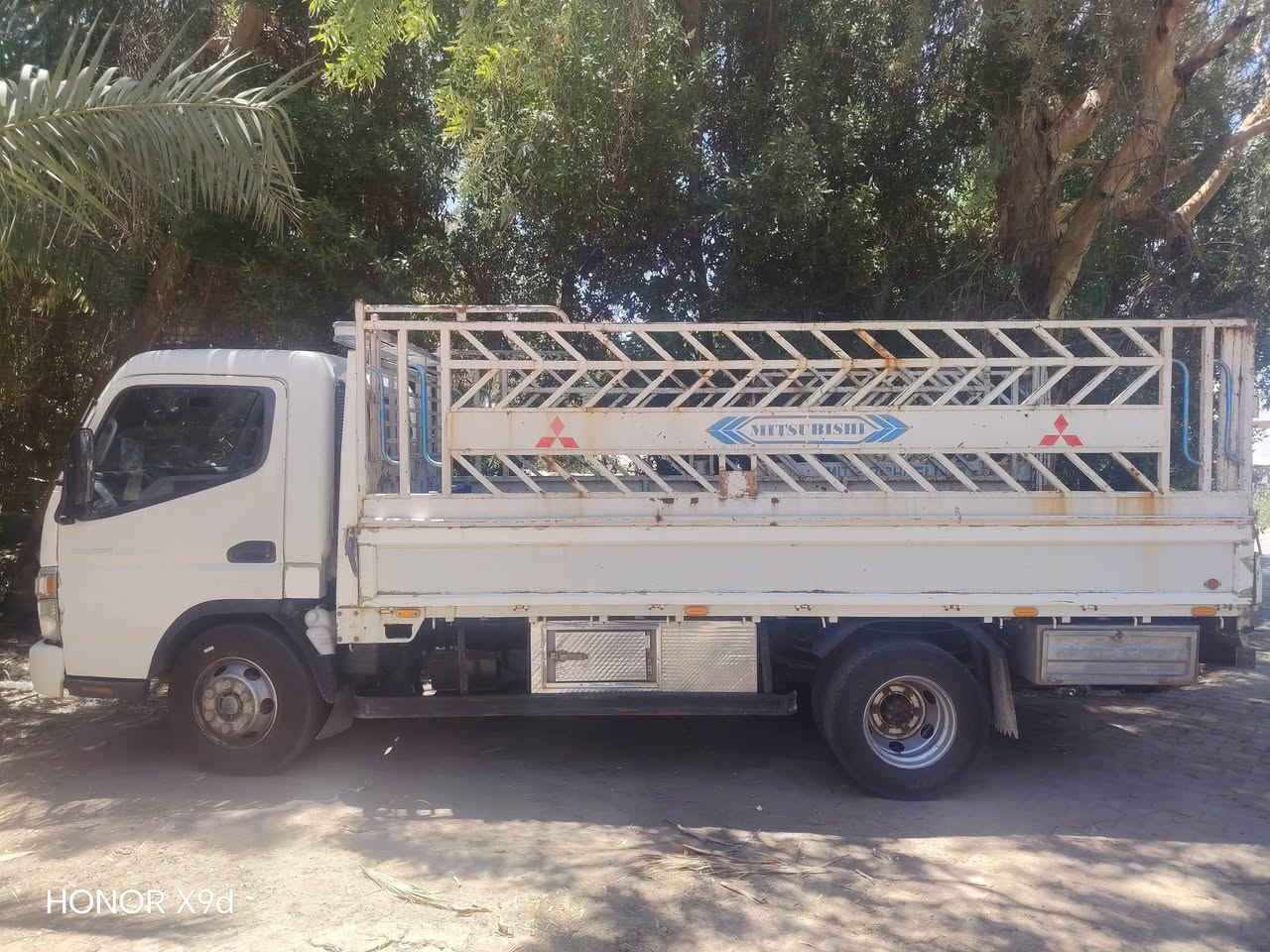 كنتر ٢٠٠٩ رقم سليمانية باسمي للبيع المكان ديوانية ناحية السنية رقم الموبايل  *********** أبو قاسم
