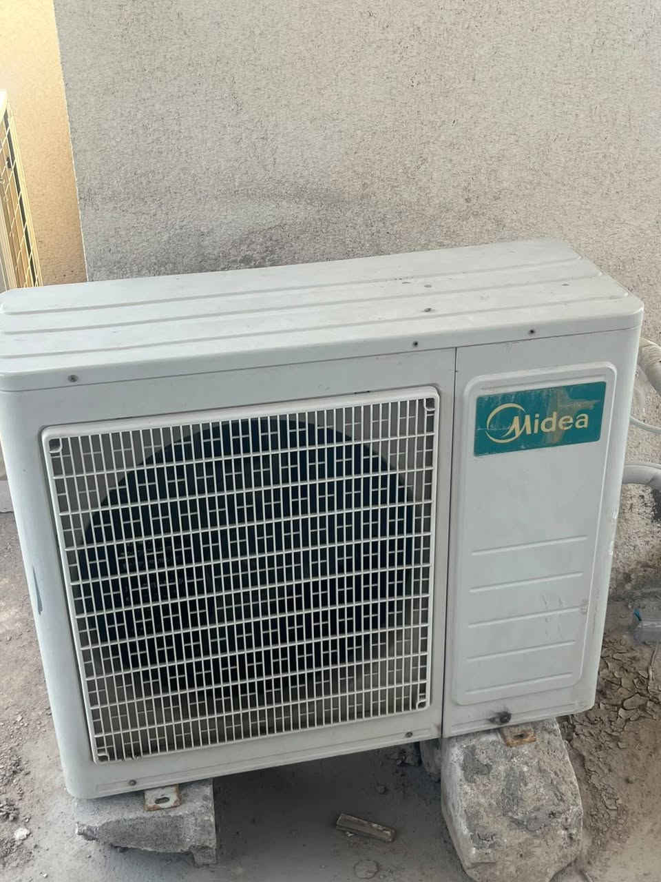 السلام عليكم
سبلت طن ونص شغال بارد ما داخل تصليح
ما عدا قبل فتره صار بي ليك بسيط وسويناه
سعره ٤٠٠ الف وبي مجال
مكانه قبله حي مهندسين


**إذا كنت صاحب هذا الإعلان وتريد حذفه لأي سبب، رجاءا أرسل رسالة إلى الدعم الفني**