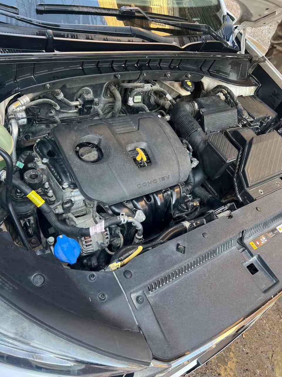 السلام عليكم
توسان ٢٠٢٠ وارد كوري 

السيارة بحالة الشركة 

بيهة ٣ رصعات بمقدمة البنيد وطخة بسيطة بل صندوق مثل ما موضحات بل صور 

السيارة ماشية ٥٤ حقيقي 

السيارة فول عدة البانوراما 

تخم تايرات جدد

كير ومكينة بحالة الشركة ما مفتوحات 

داخل السيارة صاج  شاشة كبيرة وكشنات بقلاوة +كهرباء 

تشغيل عن بعد 

ثلاث انضمة 

بصمة 

اشاير بل مري+ مري شفط +مري ترحيب 

حساس خلفي 

بعد انتم تعرفون مواصفاتها مثل ما ذكرت أعلى فول عدة البانوراما 

والسيارة بل حقيقة احلة من الصور 

المكان بغداد البلديات 

السعر ٢١٥وبيهة مجال 

للإستفسار الاتصال على  ***********
