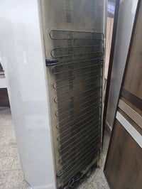 ثلاجه ايرانيه • نظيفه جدا • بغداد كرخ