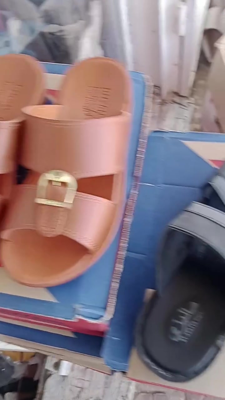 🔥 لا تفوّت الفرصة
ستايلات جديدة وصلت اليوم ✨
ملابس وشحاطات بأسعار تناسب الجميع 👕👟
📍 بني داهر – قرب جامع بني داهر جهة الجامع
#تخفيضات #أزياء


**إذا كنت صاحب هذا الإعلان وتريد حذفه لأي سبب، رجاءا أرسل رسالة إلى الدعم الفني**