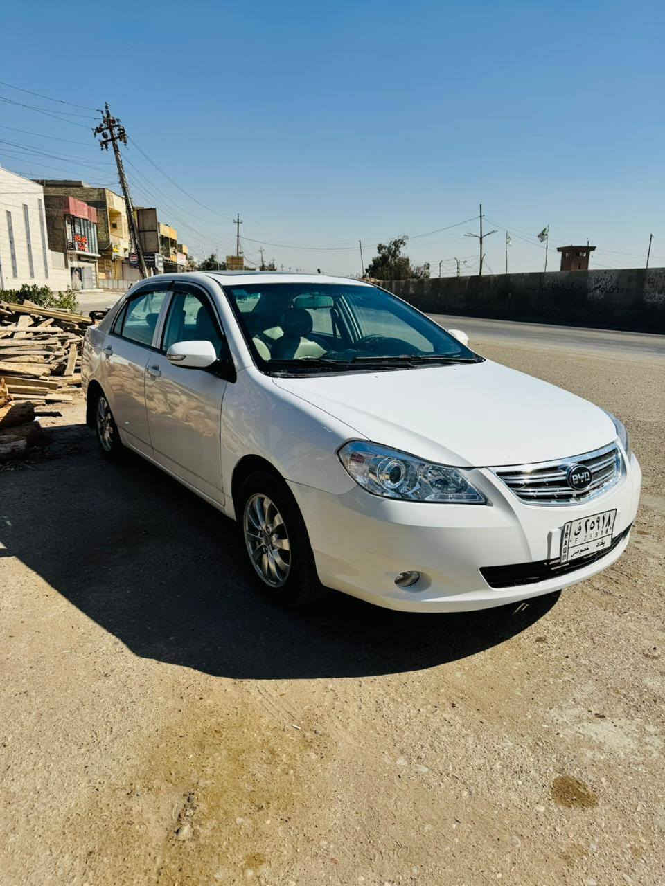 السلام عليكم
بي وأيدي للبيع موديل 2012  معمره جديد محرك مال كورلا جديد تخم تأير وباتري جدد مكان سياره بغداد سعر 48
***********
