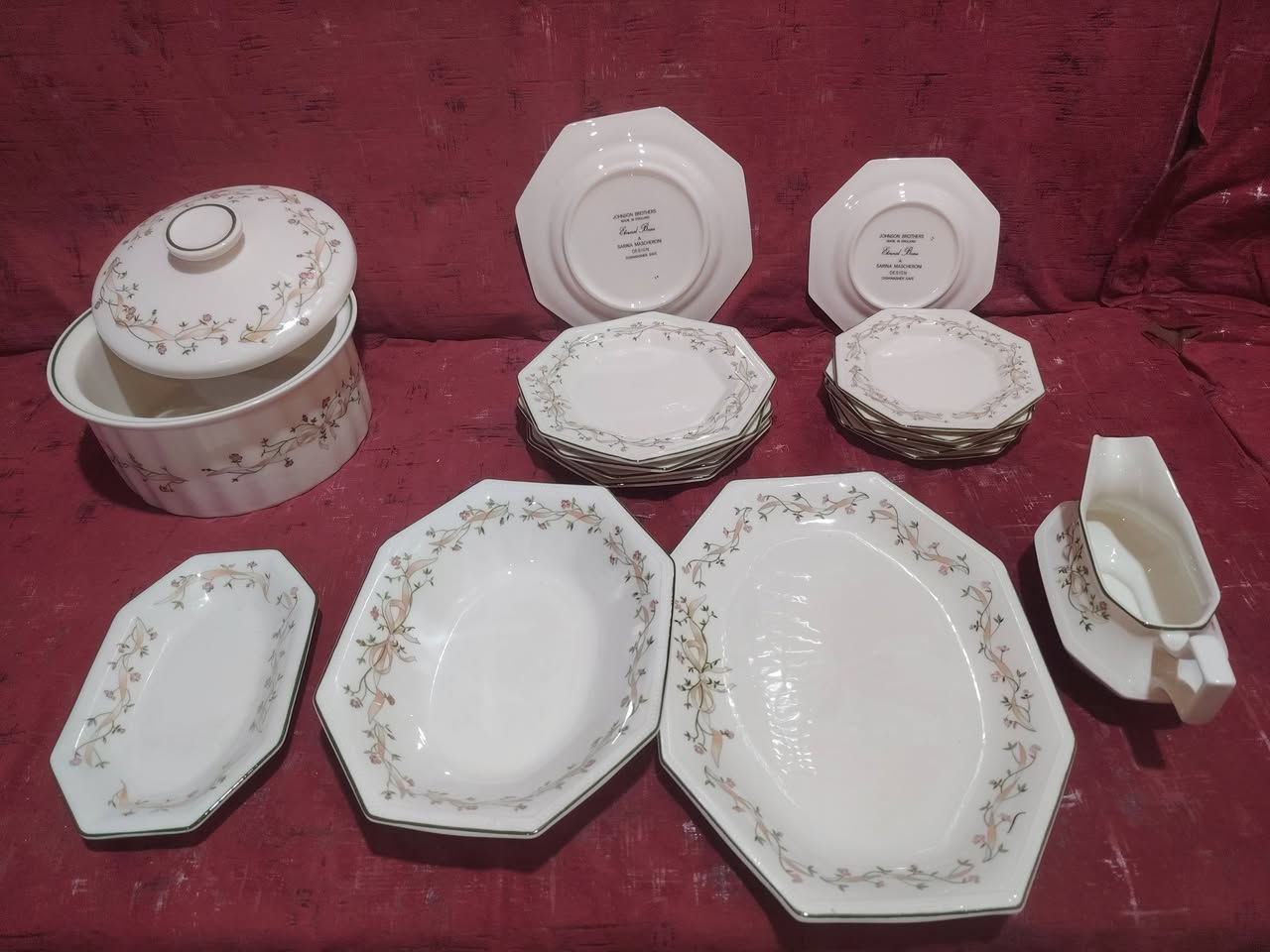 السعر ٥٠ الف توصيل مجاني
***********  واتساب
