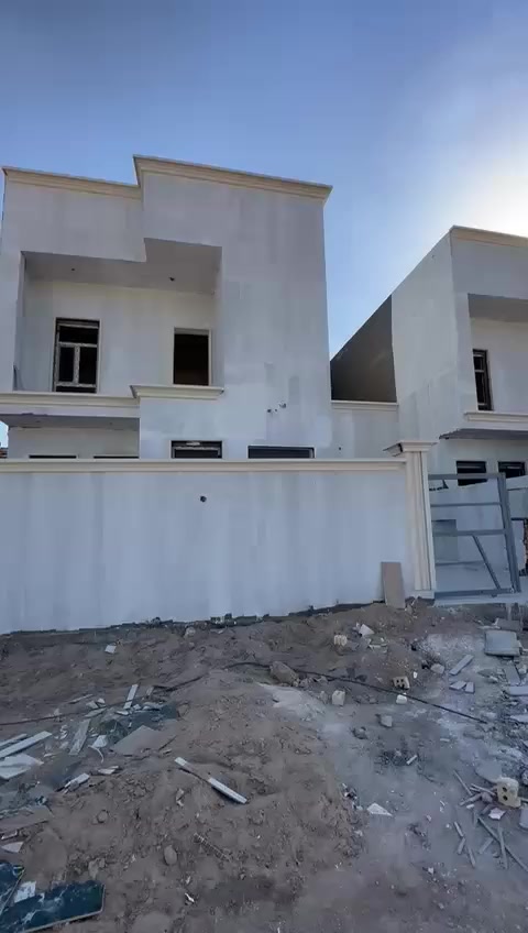 🏡{#دارللبيع في مجمع الرواسي السكني}🏡
⭐↩️مساحة؛ 150 متر :↪️
⭐↪️واصل  جاهزللسكن
⭐↩️قسط: شهري500الف
⭐↩️ غرفه+استقبال+ صاله+مطبخ +كراج +مجموعة صحية للضيوف
✨ الطابق الاولى غرفتين سويت ومخزن
⭐⭐⭐⭐⭐⭐⭐⭐⭐⭐⭐⭐⭐⭐⭐⭐⭐
⭐↩️ موقع المجمع: خلف المعهد الفني في حي القدس مقابل دور القضات اقرب مجمع الى مركز محافظة النجف الاشرف↪️⭐

يباع بتطلوعه 

***********
