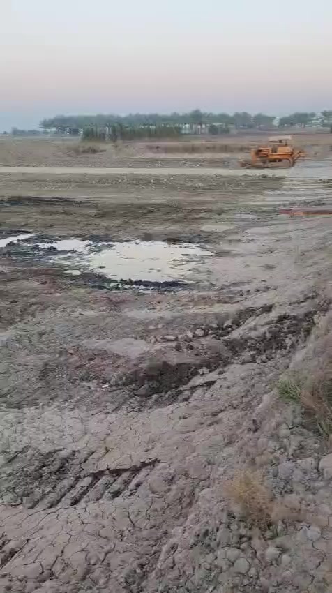 سلام عليكم
 أخوان مكلف بل نشر رجٱ رجٱ لحد يدخل خاص
 بلادوزر للبيع حجم 60
كيرعادي ومحرك جدد
 جاهزه للعمل
 رقم الهاتف *********** 
رقم الهاتف ***********
مكان قضاء الطارميه تقاطع المشاهده
