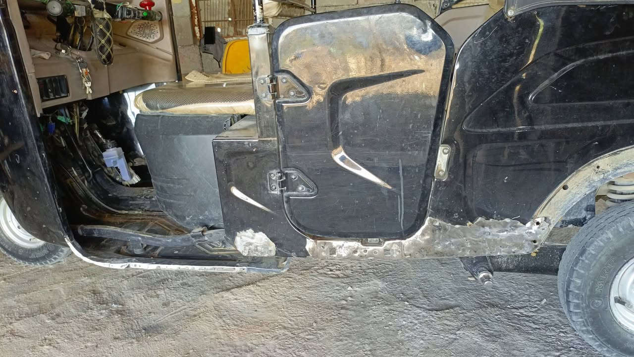صبغ وسمكره تكاتك بوليش تكحيل جميع انواع الضرر هذا الشغل درجه اولى قبل وبعد
حجز ***********
