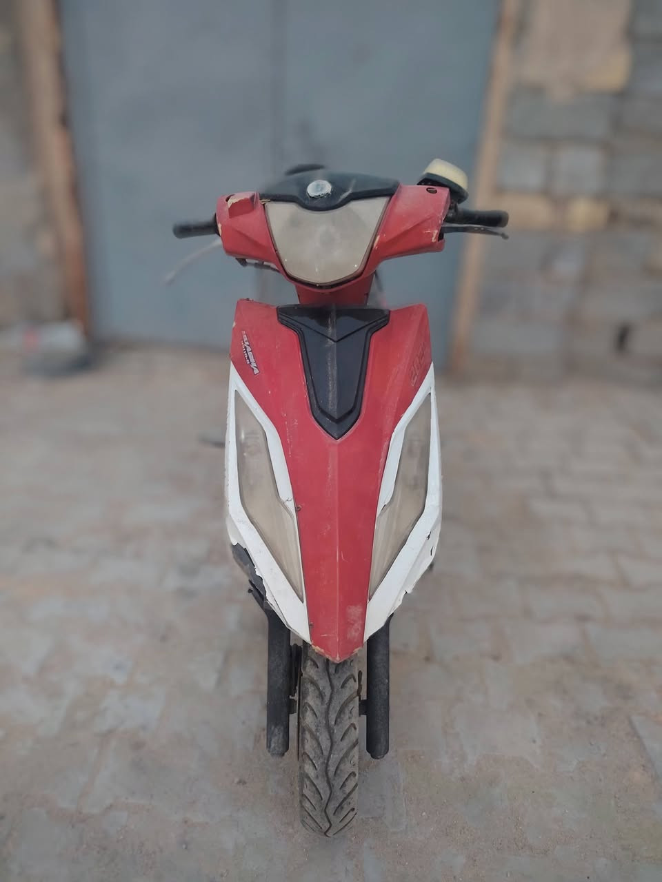 السلام عليكم دراجة نوع ماكس مضلع الدراجة نضيفة نكرة منول هندر كل بخار مابيهة نهضة فول السعر 225 وبيهة مجال  المكان ديوانية حي العسكري ٣ يم المصتوصف الرقم*********** ومتوفر واتساب
