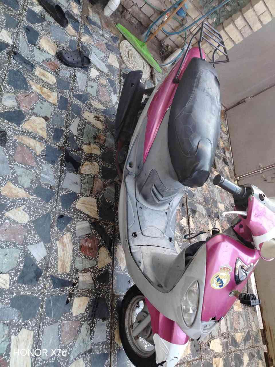 ماكس عدله نضيفه مكينه بلاديه كله شغاله نكره سلف  شلعه ومعدل كهربائياتهه شغاله 
سعر 350 
*********** بغداد, العراق
