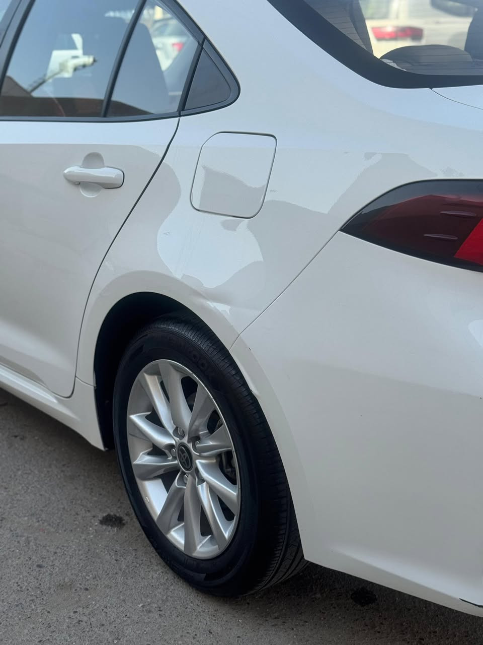 كورلا هايبرد موديل 2023ماشيه23.800
مواصفات سقف فتحه سلايد اوتوهولد اشارات بلمري كشن جلد 
مانع تزحلق خدوش بسيطه ورصعتين موضحه بلصور الرقم بغداد 
سعر 139
للتواصل ***********
